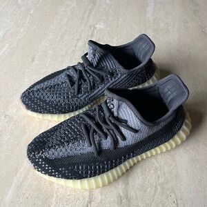 Yeezy Sneakers
